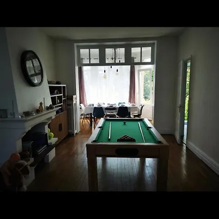 Grande Maison Confort, Billard Et -en Saison *