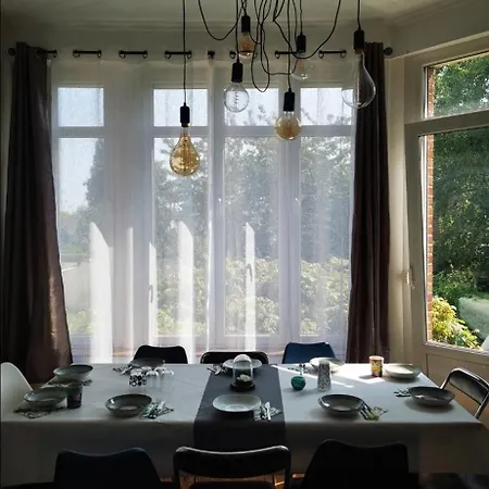 Grande Maison Confort, Billard Et -en Saison *